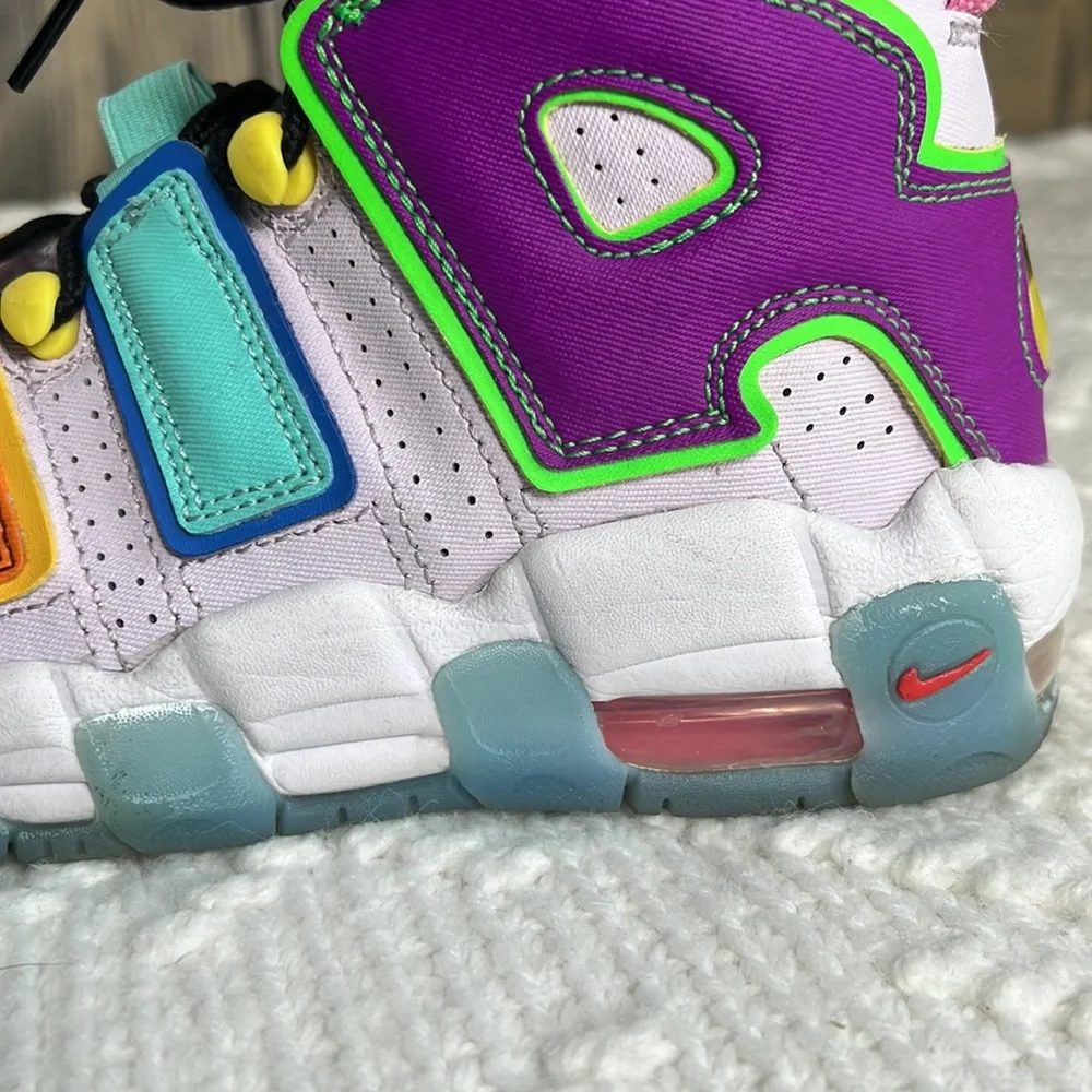 Nike Air. More uptempo multicolored sneakers 4Y